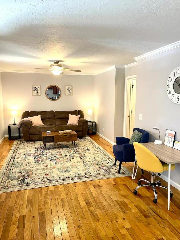 Cozy 2 Bedroom Townhouse Near Lake And Restaurants Guntersville Buitenkant foto